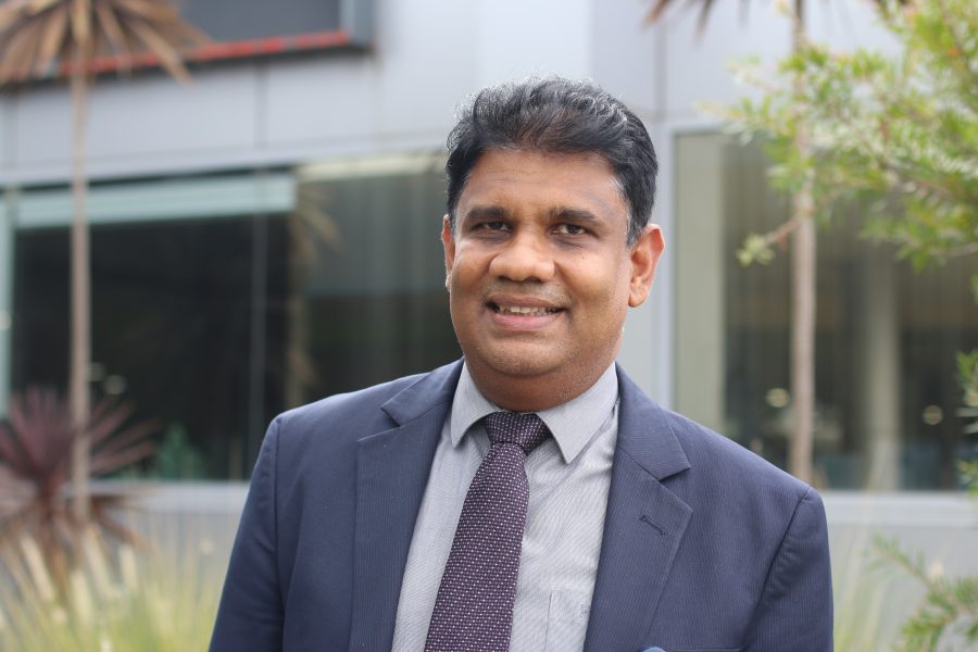 Associate Professor Mahesh Iddawela